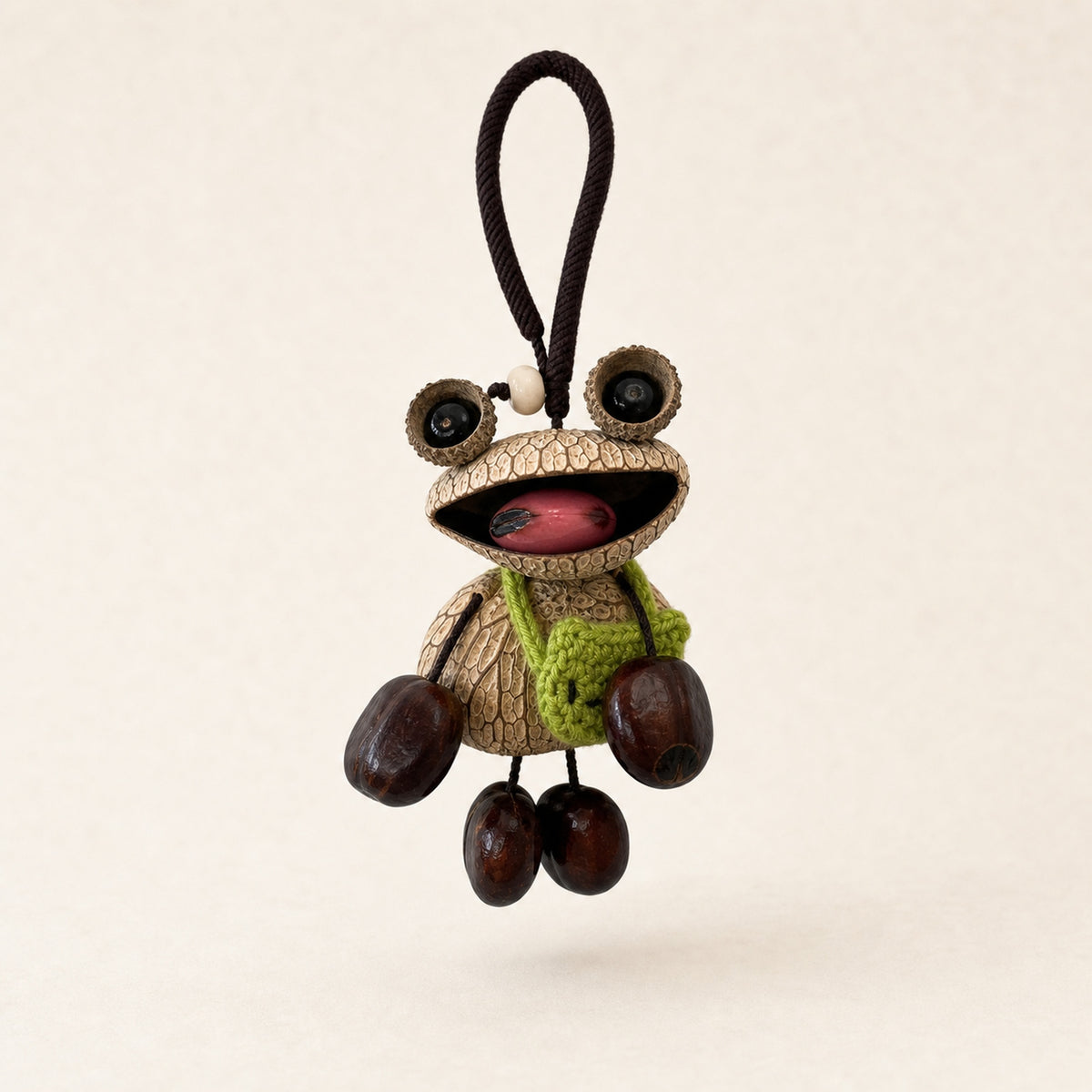 YUNOVA Big-Eye Frog Natural Seed Pod Hanging Charm