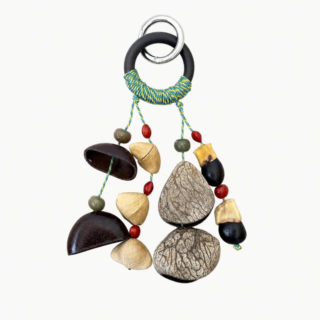 YUNOVA Mixed Botanical Shell Wind Chime A on a clean studio background